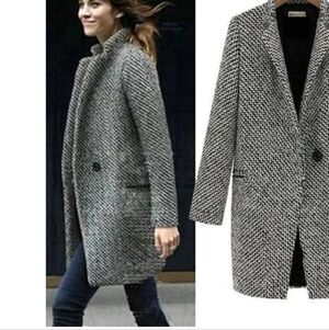 Walker & Sons Evelyn Black and White Houndstooth Coat, Size M